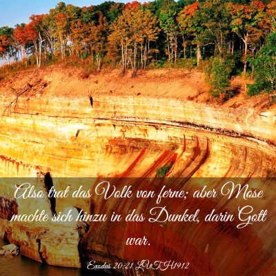 Picture 03 - Exodus 20:21 LUTH1912 - Also trat das Volk von ferne; aber Mose machte - Bible Verse Picture
